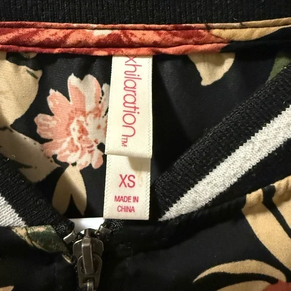 Xhilaration Lightweight Floral Bomber Jacket - Picture 3 of 5